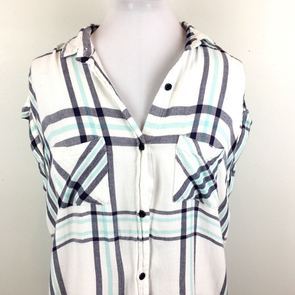 Rails Sz L Britt Short sleeve button down flannel - Picture 4 of 8
